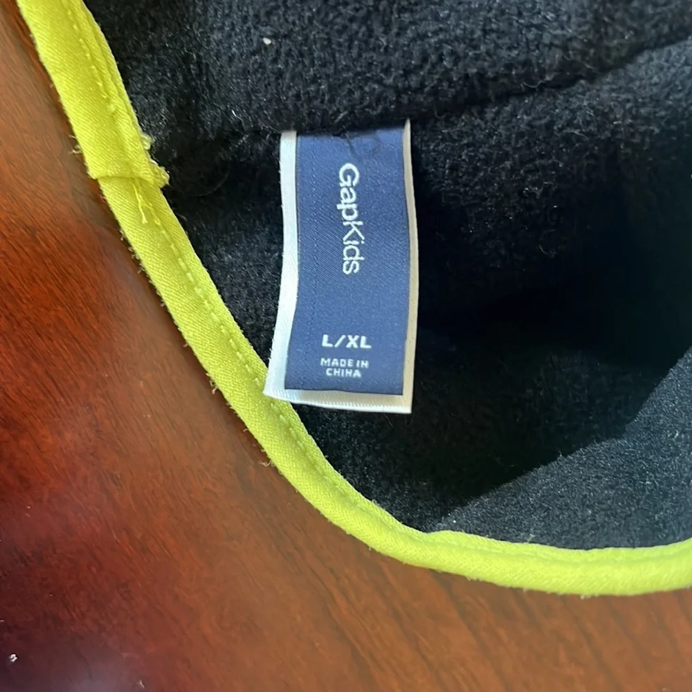 Gap winter hat & gloves set
